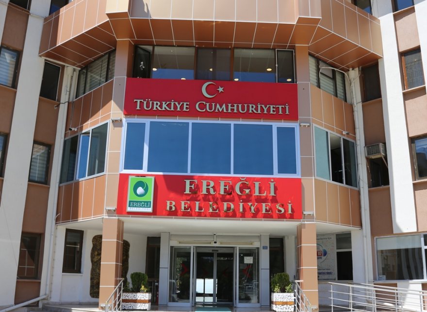 13.05.2019-eregli-belediyesi-“turkiye-cumhuriyeti”-ibaresine-kavustu-2.jpg