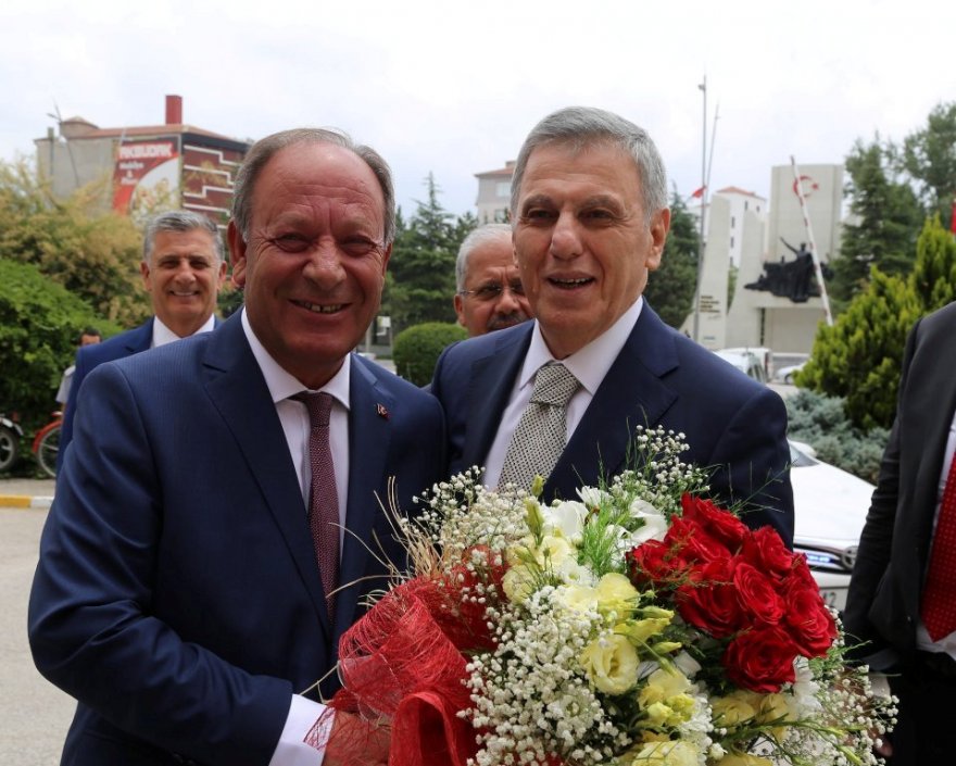 21.06.2019-baskan-oprukcuya-anlamli-ziyaret-1.jpg