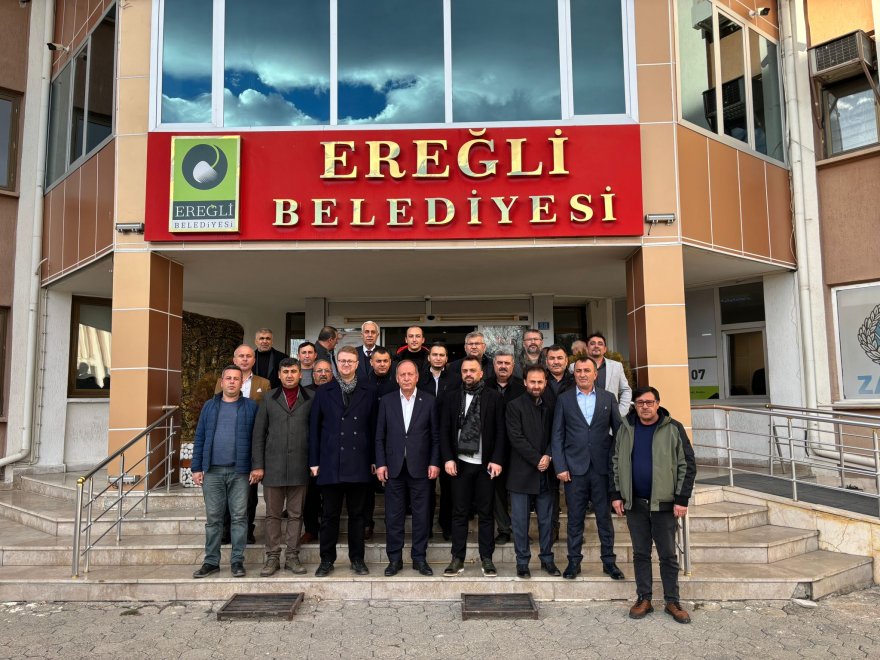 ak-parti-ilce-yonetiminden-baskan-oprukcuya-hayirli-olsun-ziyareti-002.jpeg