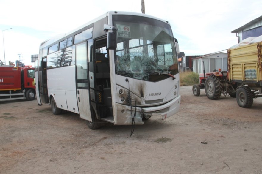 aw550696-02.jpg