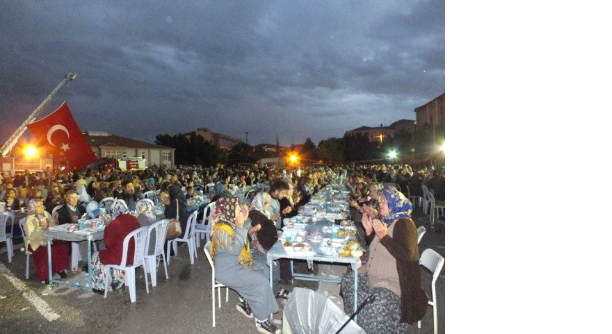 ayrancililar-iftarda-bulustu-10884919_o.jpg