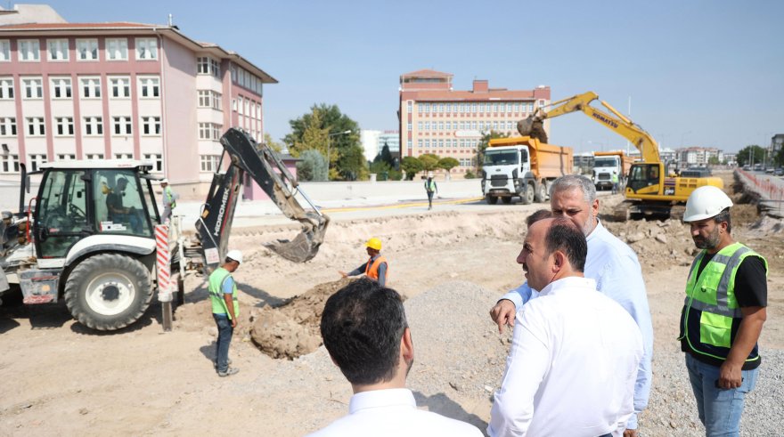 baskan-altay-adliye-sehir-hastanesi-rayli-sistem-baglantisini-yil-sonundan-once-tamamlayacagiz.jpg