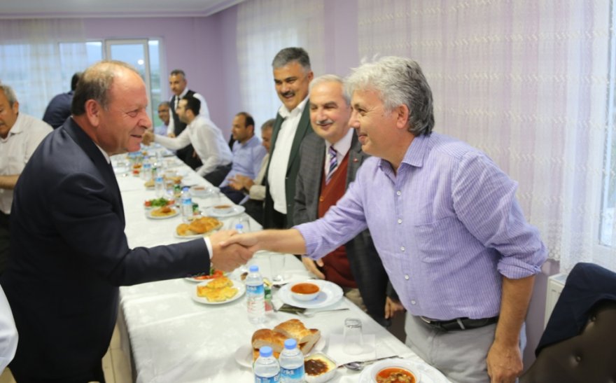 baskan-oprukcu-huzurevi’nde-iftar-yemegine-katildi-2.jpg