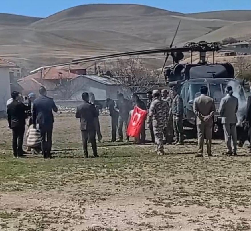 cocuklara-23-nisan-suprizi.jpg