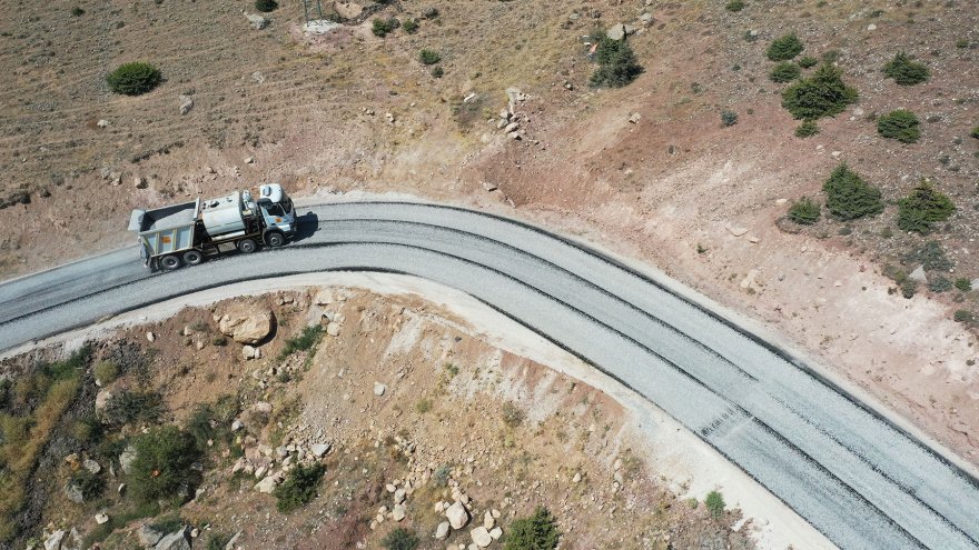 emirgazi-ve-halkapinar’da-mahalle-yolu-agi-.jpg