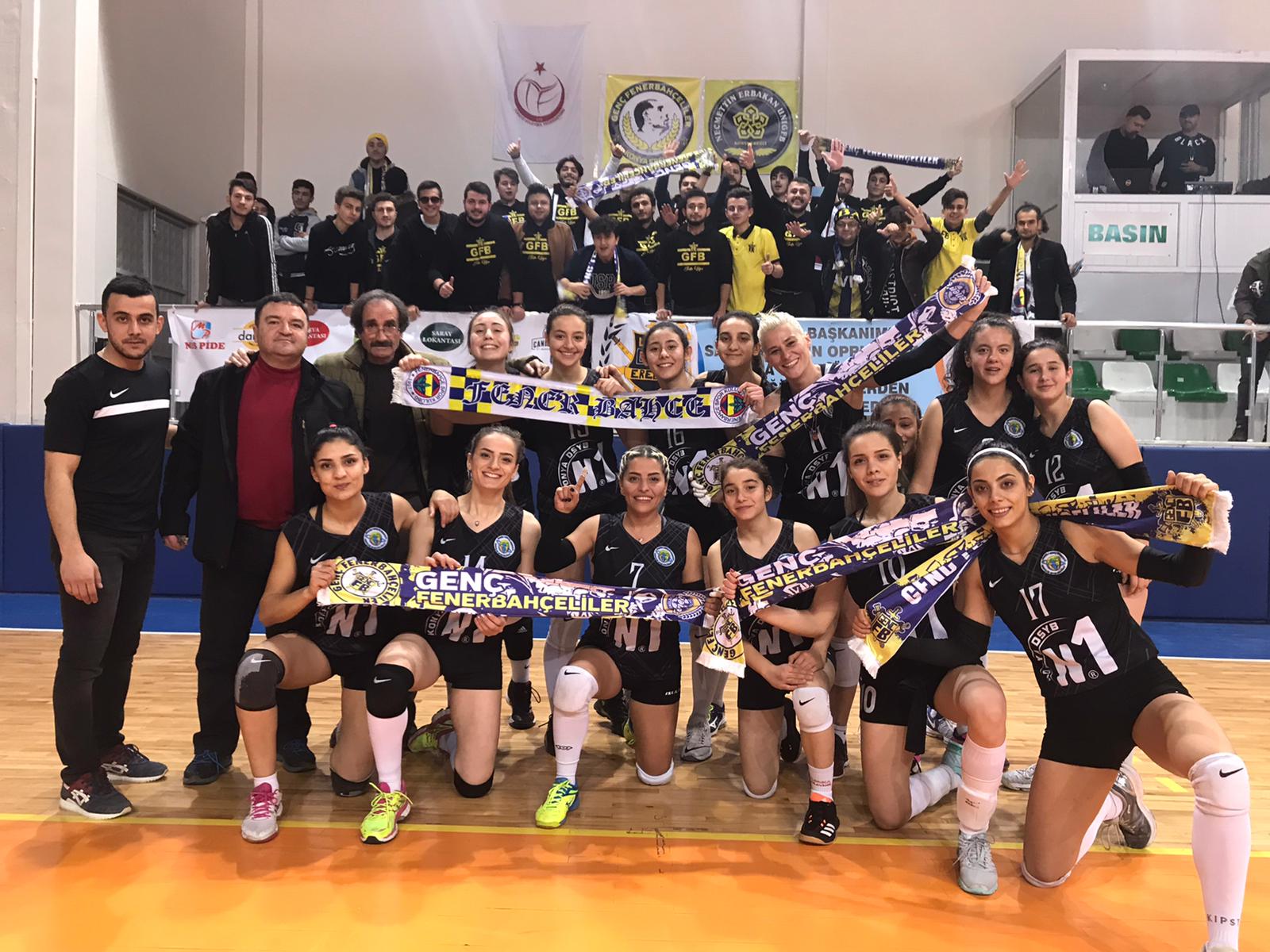 eregli-bayan-voleybol-takimi-001.jpg