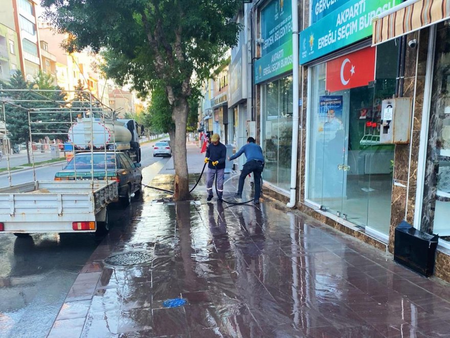 eregli-belediyesi-caddeleri-piril-piril-yapti-001.jpg