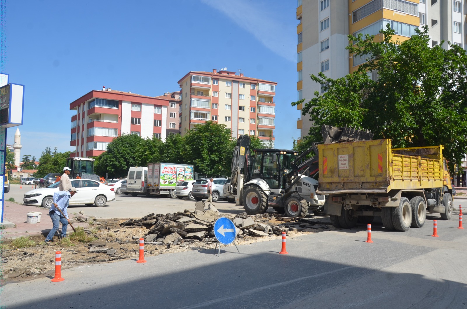 eregli-belediyesi-yama-calismalarina-araliksiz-devam-ediyor-008.jpg