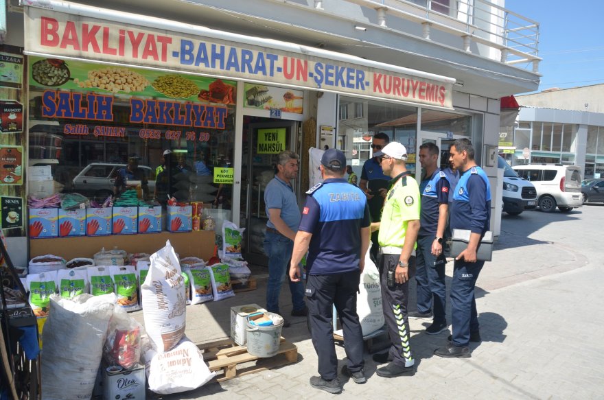 eregli-belediyesi-zabita-ekipleri-kaldirim-isgallerini-denetledi-001.jpg