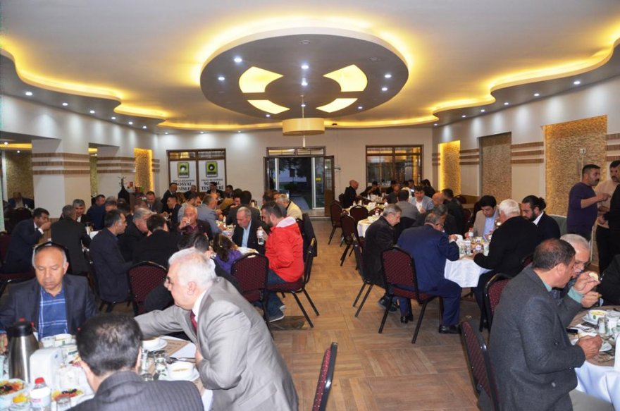 eregli-protokolu-belediye-iftarinda-bulustu-012.jpg