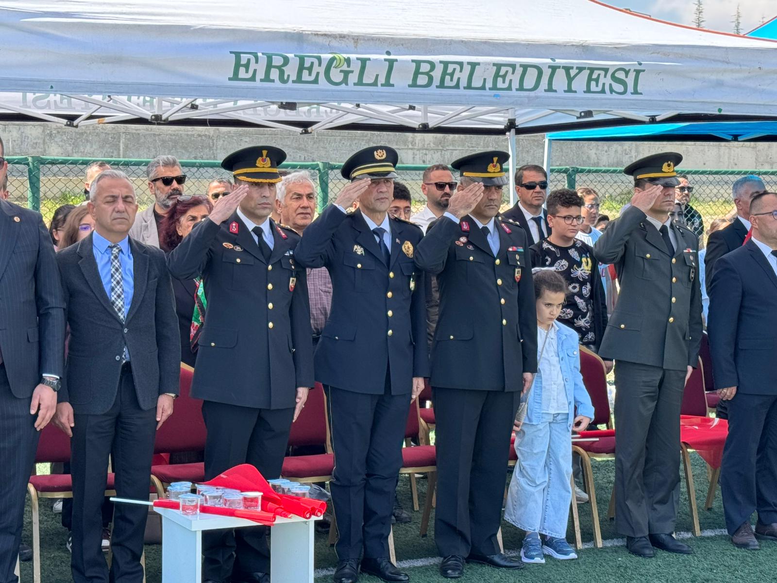 ereglide-19-mayis-genclik-ve-spor-bayrami-coskuyla-kutlandi-002.jpg
