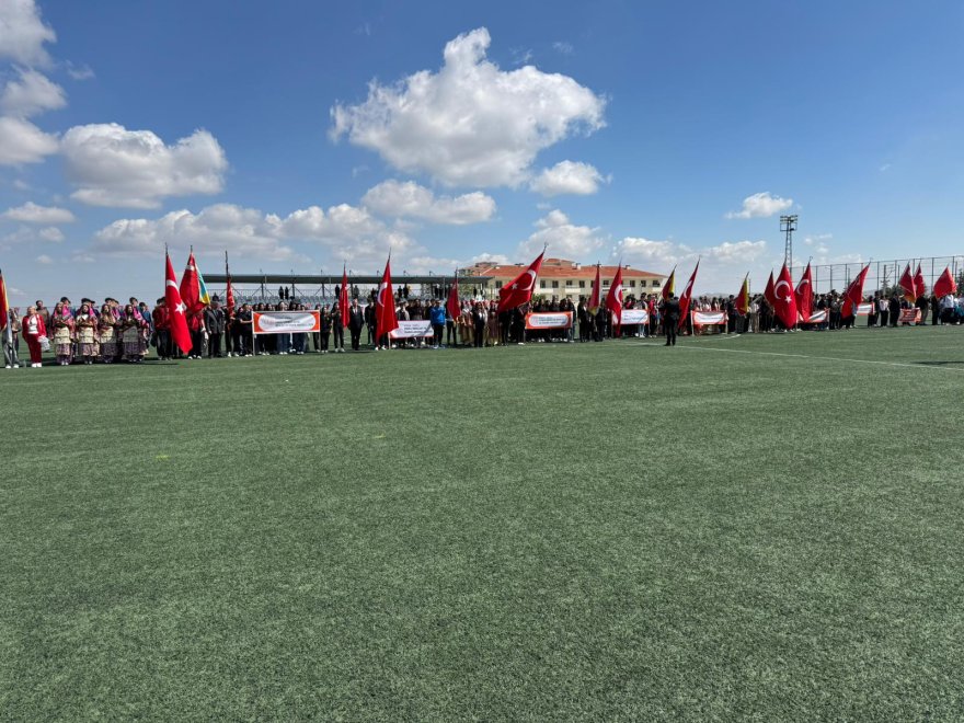 ereglide-19-mayis-genclik-ve-spor-bayrami-coskuyla-kutlandi-005.jpg