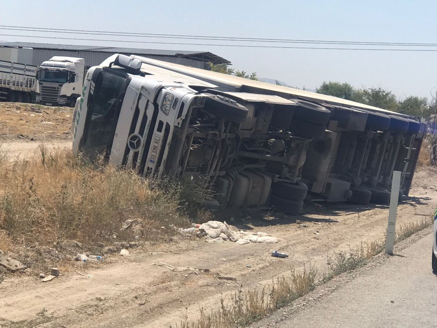 ereglide-kontrolden-cikan-tir-devrildi.jpg