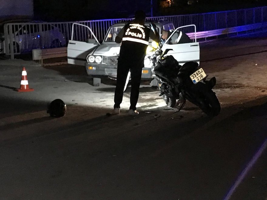ereglide-otomobille-carpisan-motosikletin-surucusu-agir-yaralandi-001.jpeg