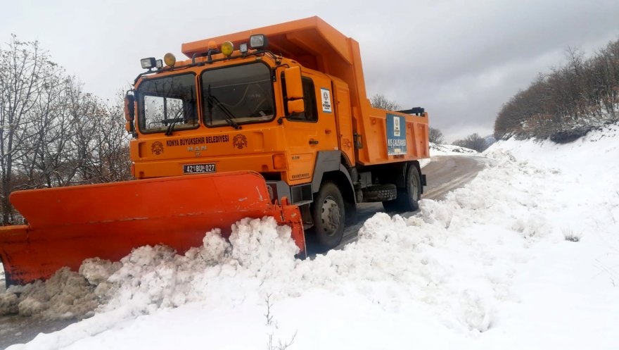 konya-buyuksehir-belediyesi-kar-ve-buzlama-calismalari.jpg