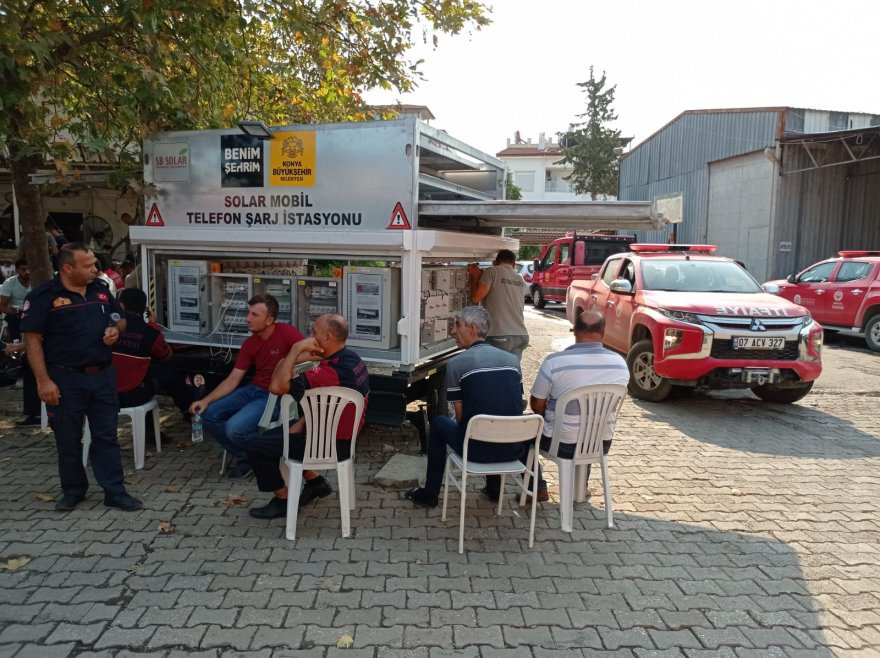 konya-buyuksehir-manavgata-solar-mobil-telefon-sarj-istasyonu-kurdu-001.jpg