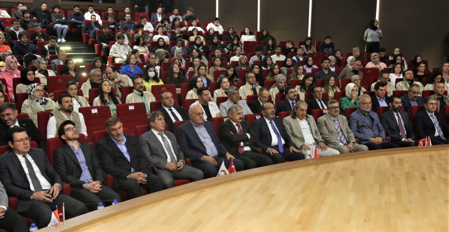 konya-gida-ve-tarim-universitesinde-akademik-yil-torenle-acildi.jpg