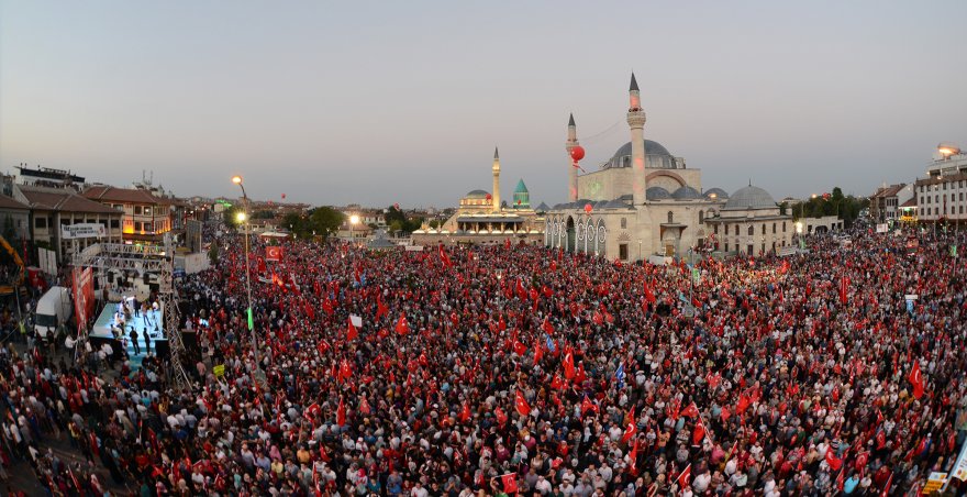 konya_mevlana_b_1.jpg