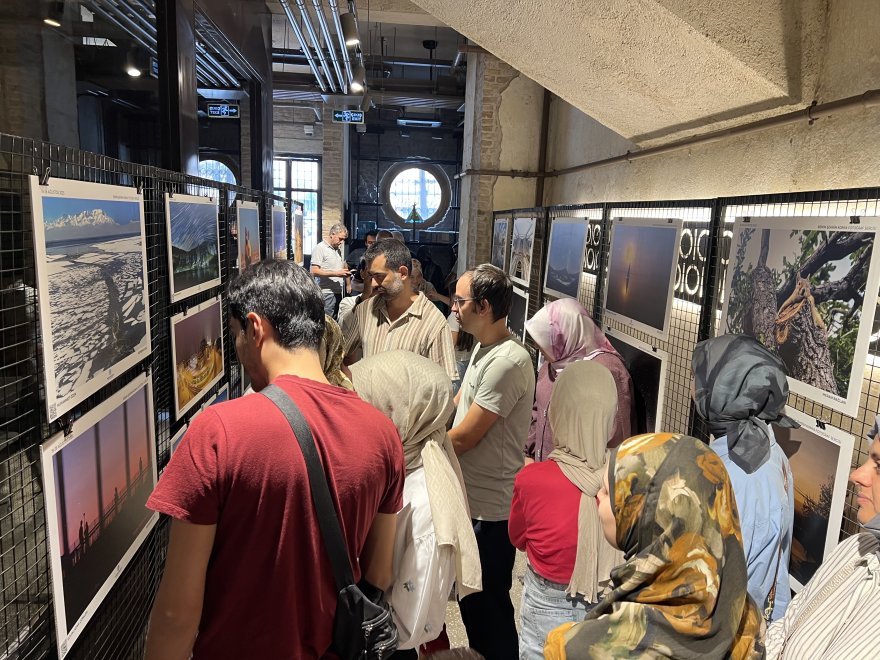 konyada-dunya-fotografcilik-gunune-ozel-benim-sehrim-konya-fotograf-sergisi-001.jpeg