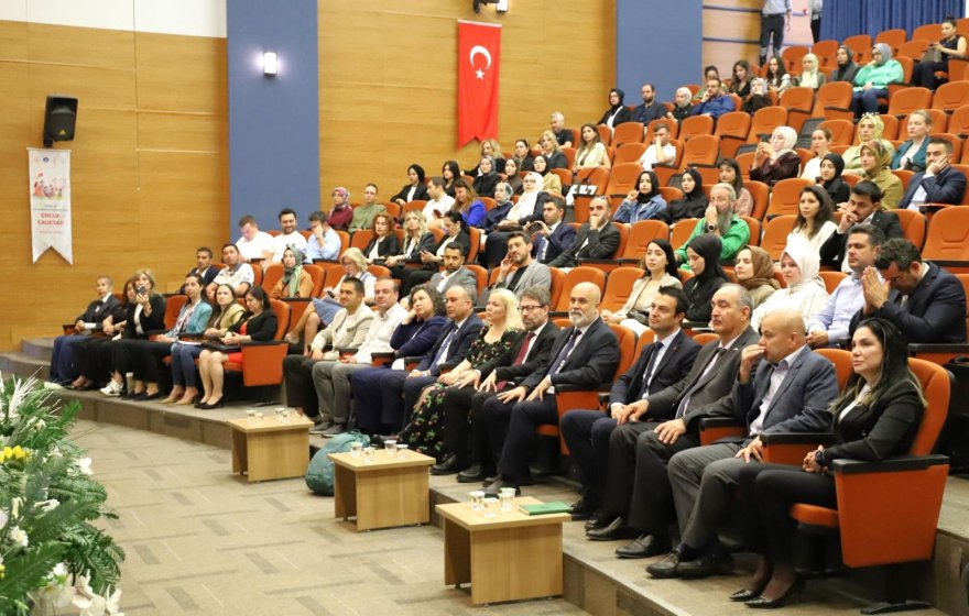 neu-kuresel-olcekli-yuksekogretim-bulusmasi-002.jpeg
