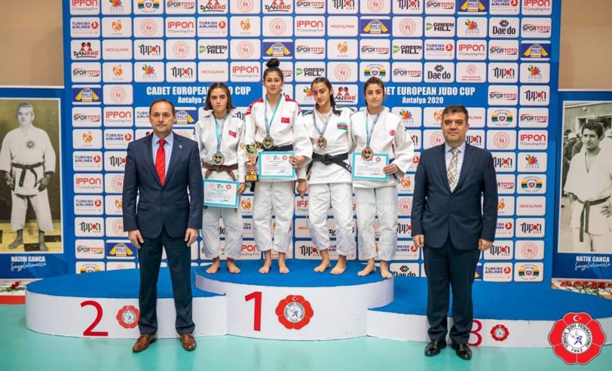 umitler-avrupa-judo-sampiyonasinda-cifte-madalya-001.jpg