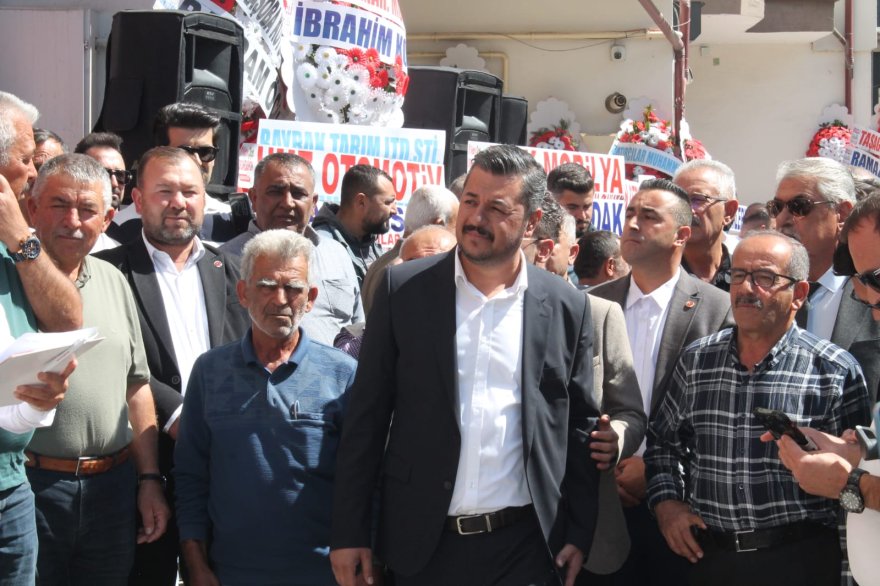yunus-celik-secim-burosu-acilisi-miting-havasinda-gerceklesti-011.jpg